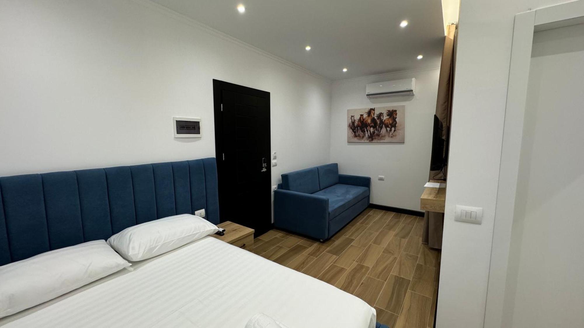 Hotel Bizant Пермет Екстер'єр фото