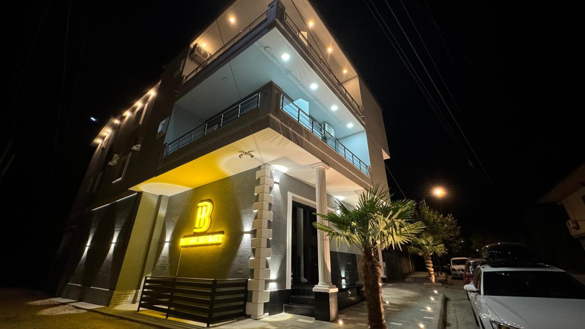 Hotel Bizant Пермет Екстер'єр фото