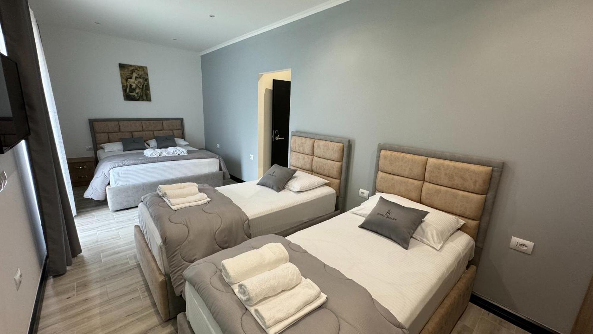 Hotel Bizant Пермет Екстер'єр фото