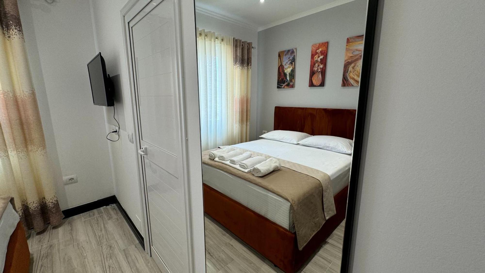 Hotel Bizant Пермет Екстер'єр фото