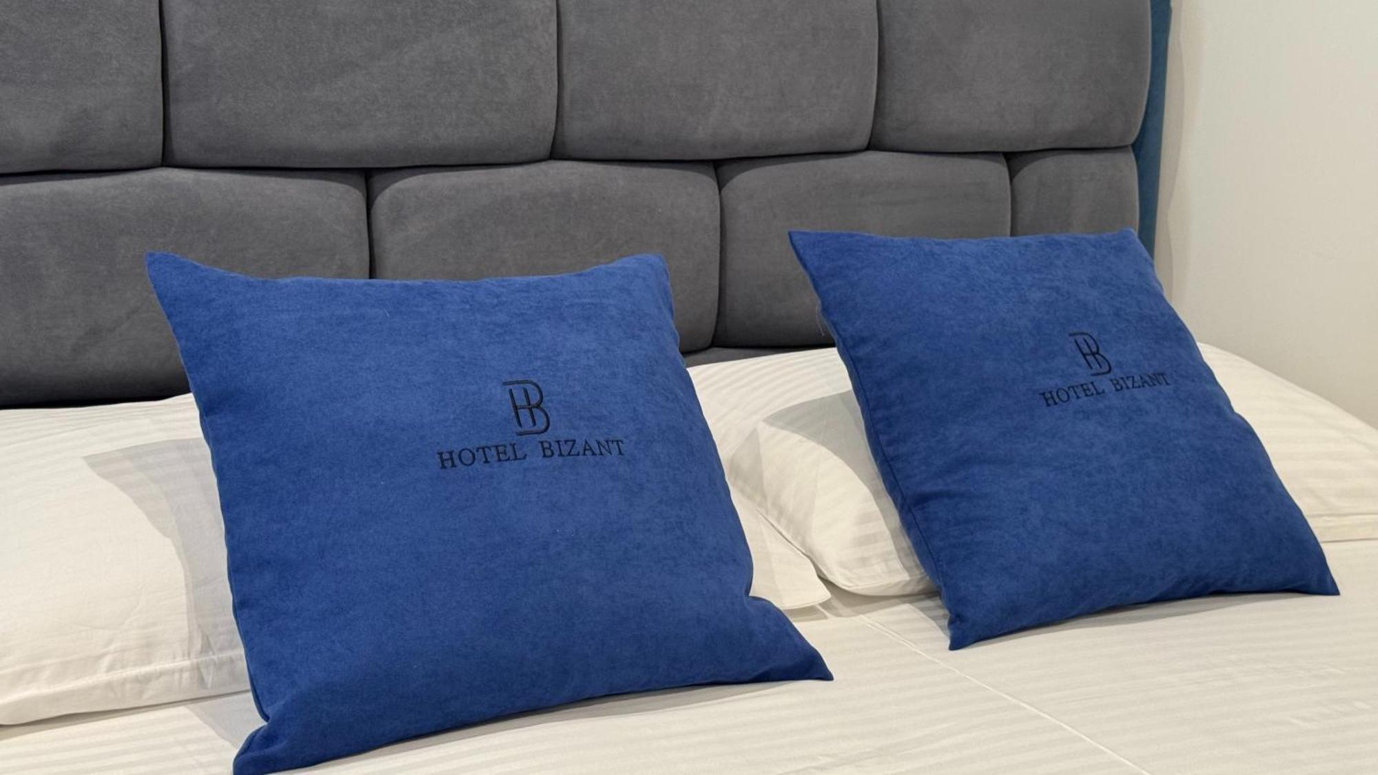 Hotel Bizant Пермет Екстер'єр фото